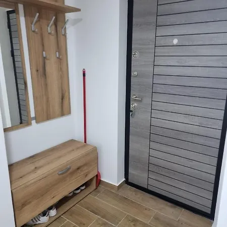 Vlyche Free Parking Nis