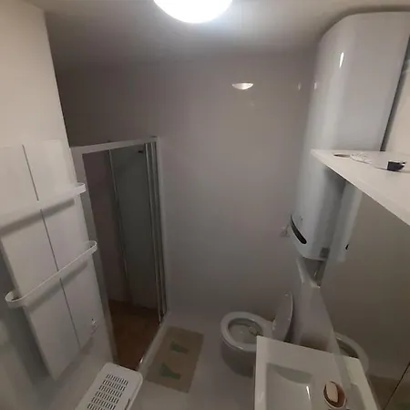 Vlyche Free Parking Apartment *