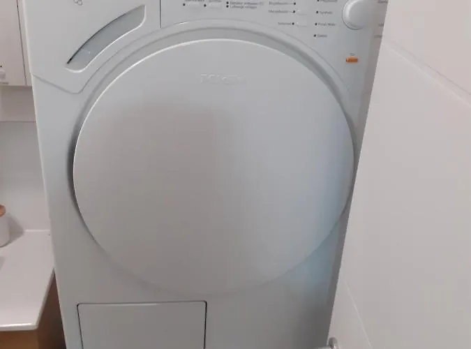 Vlyche Free Parking شقة